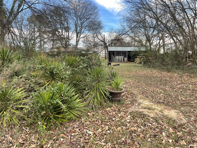 5615 Vz County Road 1222, Grand Saline, TX 75140