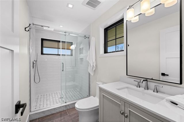 1854 Ibis LN, Sanibel, FL 33957
