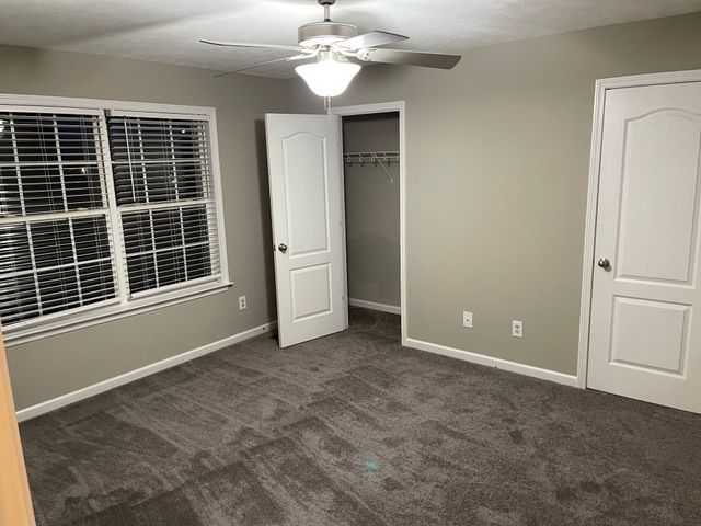 1604 Baucom Dr, Columbia, TN 38401