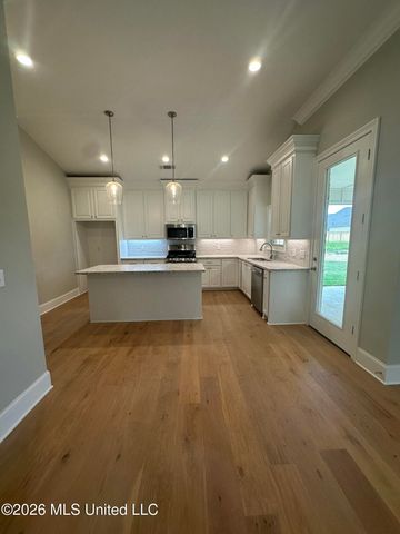385 Aurora Circle, Canton, MS 39046
