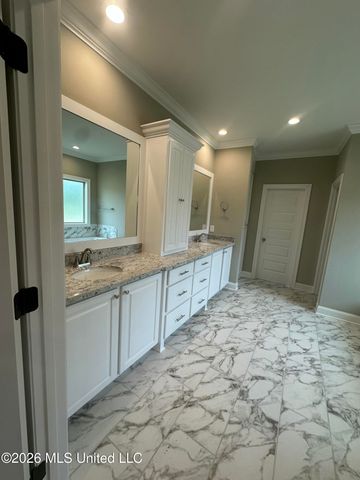 385 Aurora Circle, Canton, MS 39046