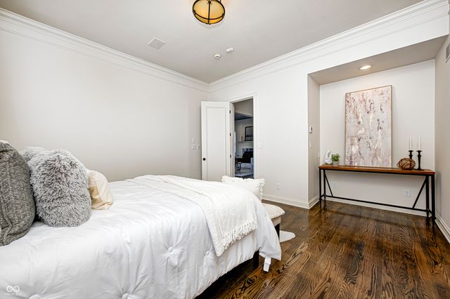 12697 Treaty Line Street, Carmel, IN 46032