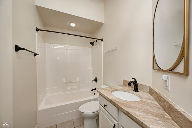 12697 Treaty Line Street, Carmel, IN 46032