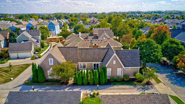 12697 Treaty Line Street, Carmel, IN 46032