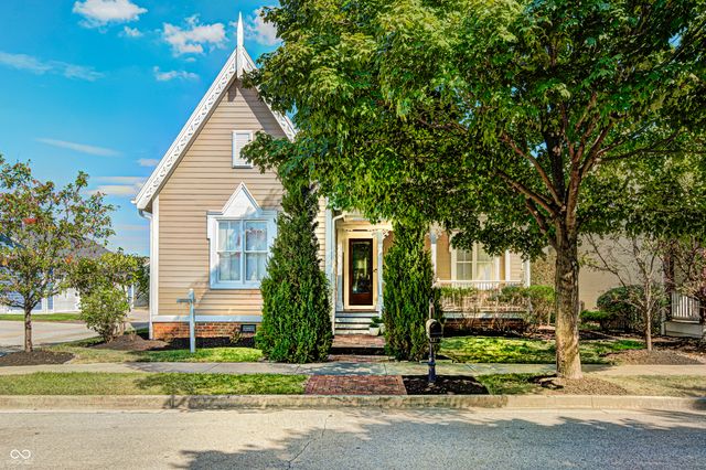 12697 Treaty Line Street, Carmel, IN 46032