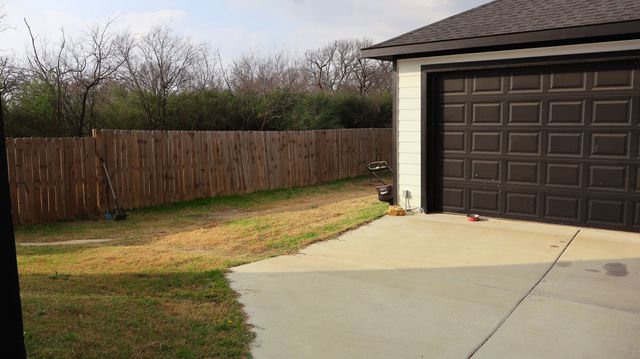 1908 Amanda Avenue, Fort Worth, TX 76105