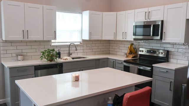 1908 Amanda Avenue, Fort Worth, TX 76105