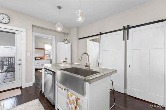 5510 Botanical Avenue, St Louis, MO 63110