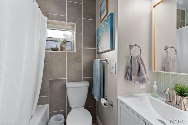 5510 Botanical Avenue, St Louis, MO 63110