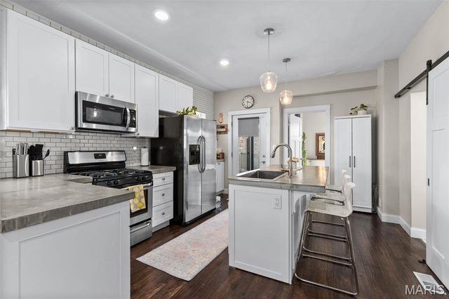 5510 Botanical Avenue, St Louis, MO 63110