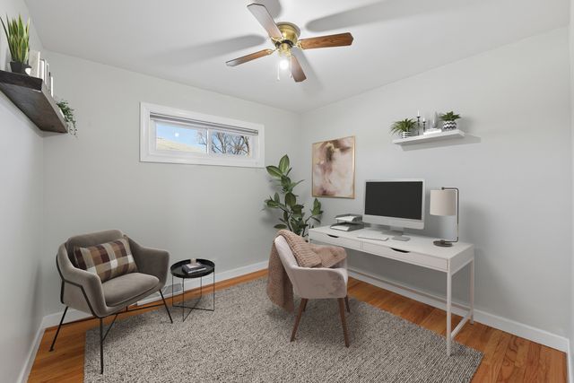 604 S Edward Street, Mount Prospect, IL 60056