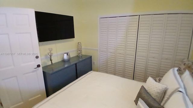 6421 SW 56th St, South Miami, FL 33155