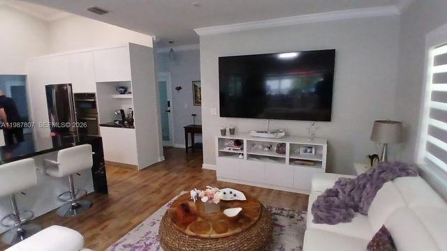 6421 SW 56th St, South Miami, FL 33155