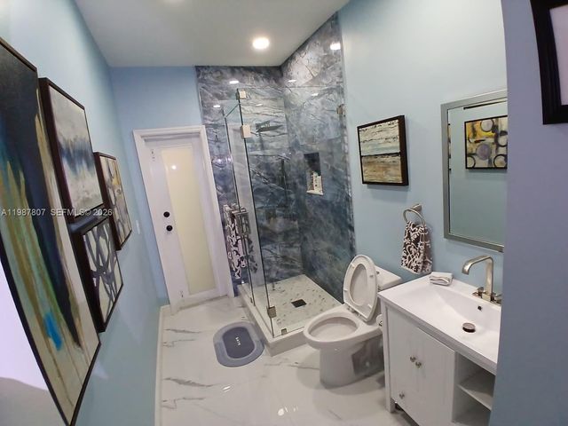 6421 SW 56th St, South Miami, FL 33155