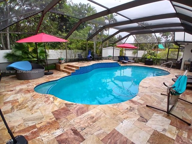 6421 SW 56th St, South Miami, FL 33155