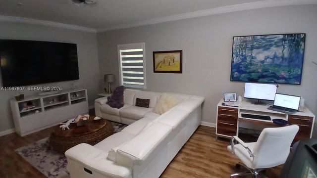 6421 SW 56th St, South Miami, FL 33155