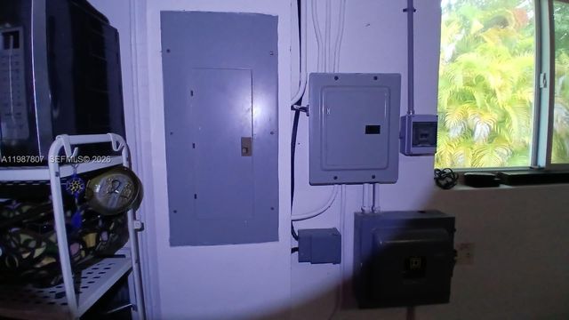 6421 SW 56th St, South Miami, FL 33155