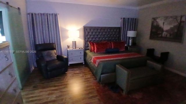 6421 SW 56th St, South Miami, FL 33155