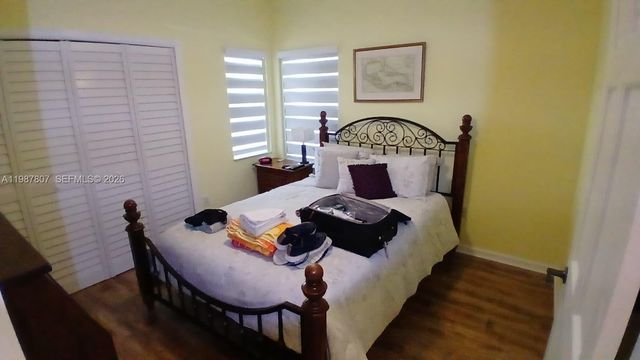 6421 SW 56th St, South Miami, FL 33155