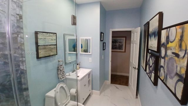 6421 SW 56th St, South Miami, FL 33155