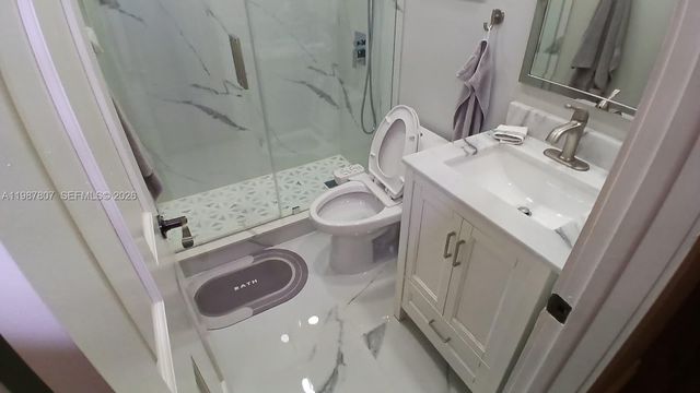 6421 SW 56th St, South Miami, FL 33155