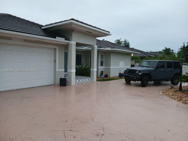 6421 SW 56th St, South Miami, FL 33155