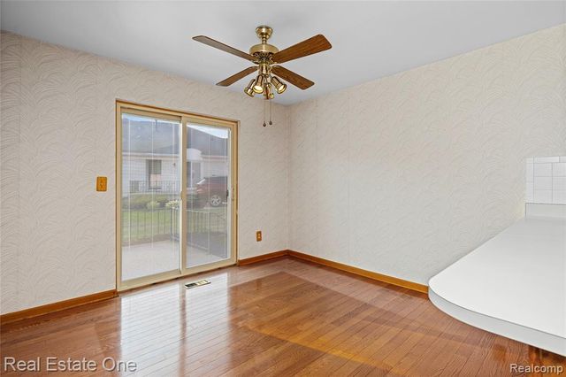20640 Palm Meadow Drive, Clinton Township, MI 48036