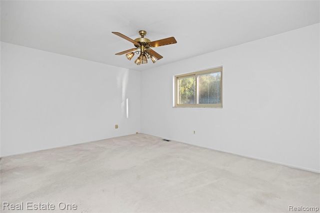 20640 Palm Meadow Drive, Clinton Township, MI 48036