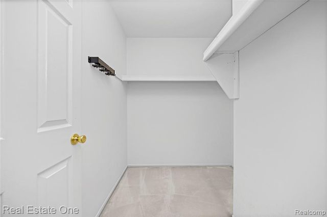 20640 Palm Meadow Drive, Clinton Township, MI 48036