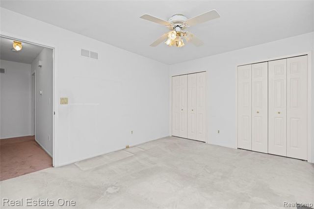 20640 Palm Meadow Drive, Clinton Township, MI 48036