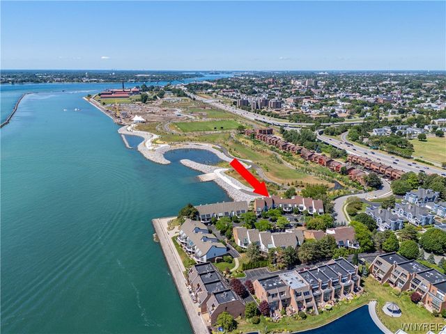 15 Harbour Pointe, Buffalo, NY 14202