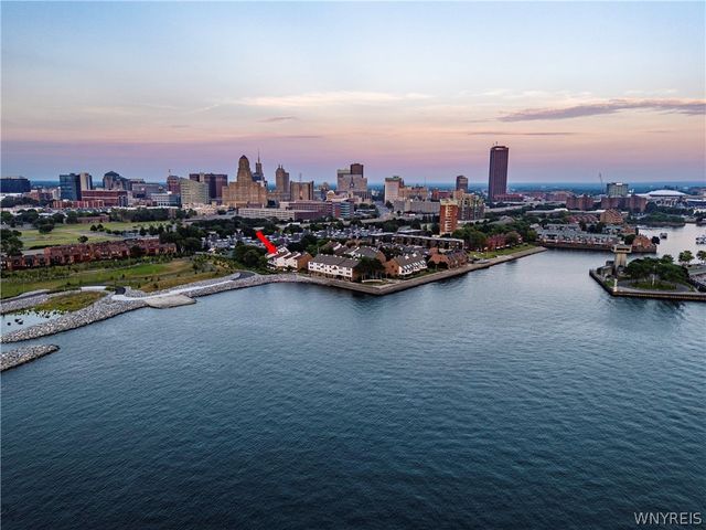 15 Harbour Pointe, Buffalo, NY 14202