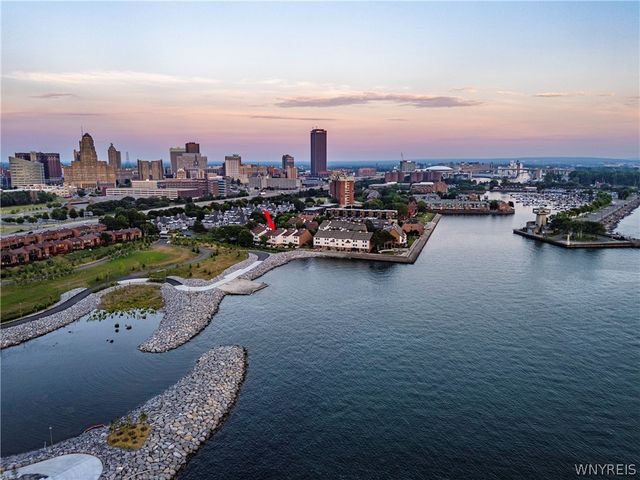 15 Harbour Pointe, Buffalo, NY 14202