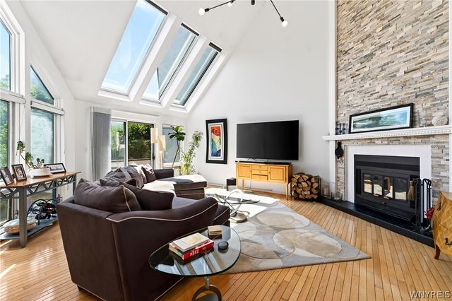 15 Harbour Pointe, Buffalo, NY 14202