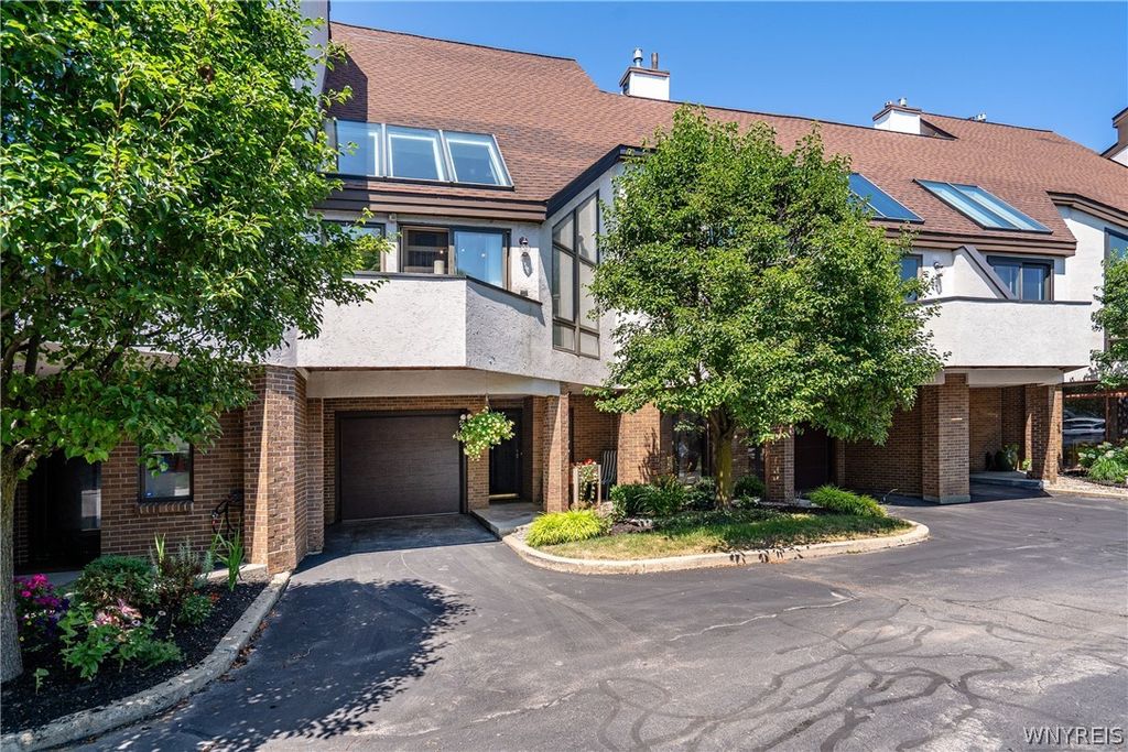 15 Harbour Pointe, Buffalo, NY 14202