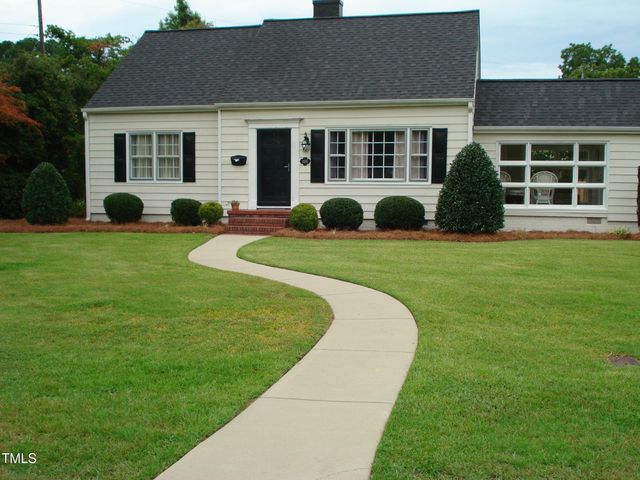 126 Fairfield Circle, Dunn, NC 28334