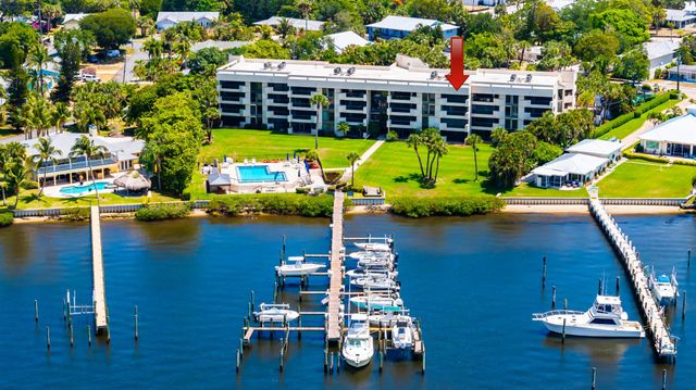 625 NW North River Drive 303, Stuart, FL 34994