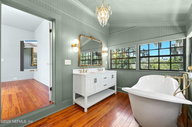 700 WALNUT Street, Green Cove Springs, FL 32043