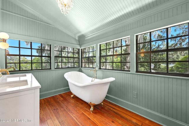 700 WALNUT Street, Green Cove Springs, FL 32043