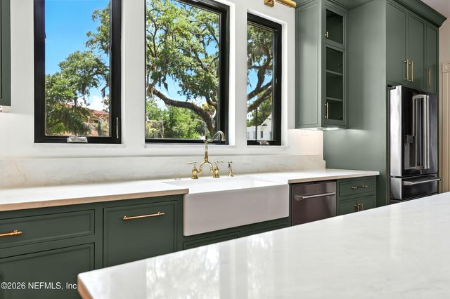 700 WALNUT Street, Green Cove Springs, FL 32043