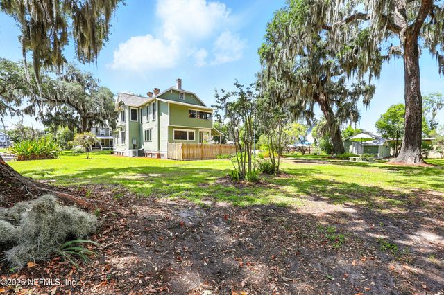 700 WALNUT Street, Green Cove Springs, FL 32043