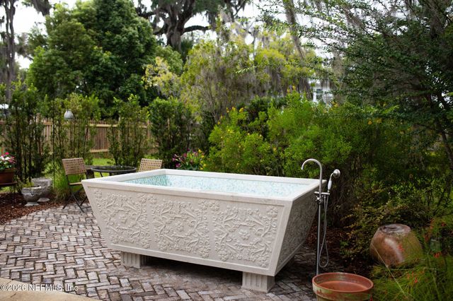 700 WALNUT Street, Green Cove Springs, FL 32043