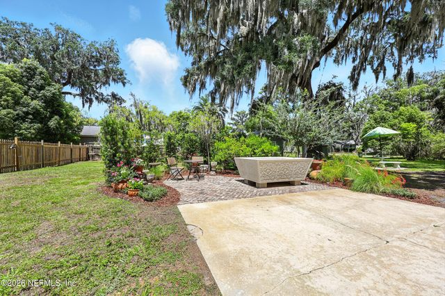 700 WALNUT Street, Green Cove Springs, FL 32043