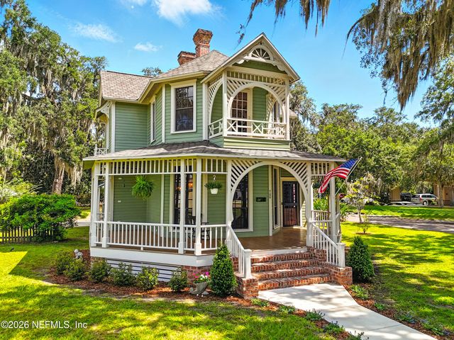 700 WALNUT Street, Green Cove Springs, FL 32043