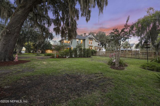 700 WALNUT Street, Green Cove Springs, FL 32043