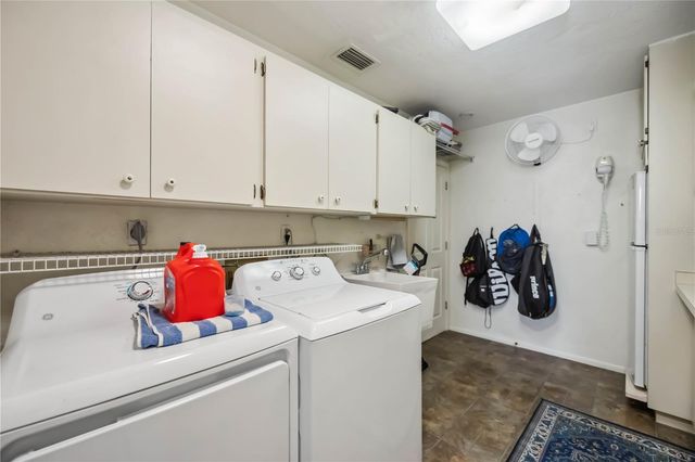 965 E GONDOLA DRIVE, Venice, FL 34293