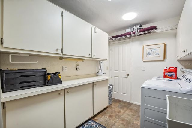 965 E GONDOLA DRIVE, Venice, FL 34293