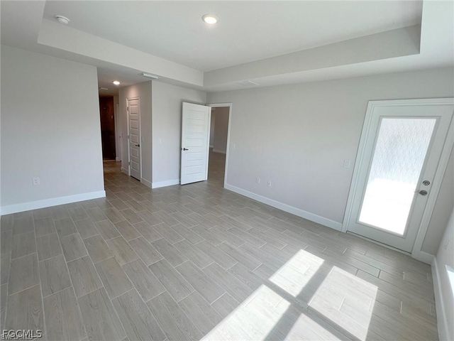 410 SE 1st TER, Cape Coral, FL 33990