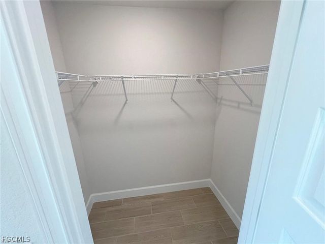 410 SE 1st TER, Cape Coral, FL 33990