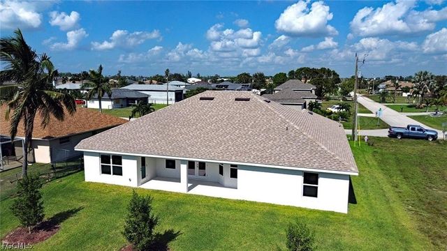 410 SE 1st TER, Cape Coral, FL 33990